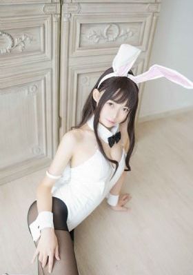 欧美蕾丝比基尼_影视大全免费在线观看播放