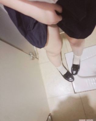 日韩精品刚刚更新五福凹凸视频_超清高清迅雷在线观看
